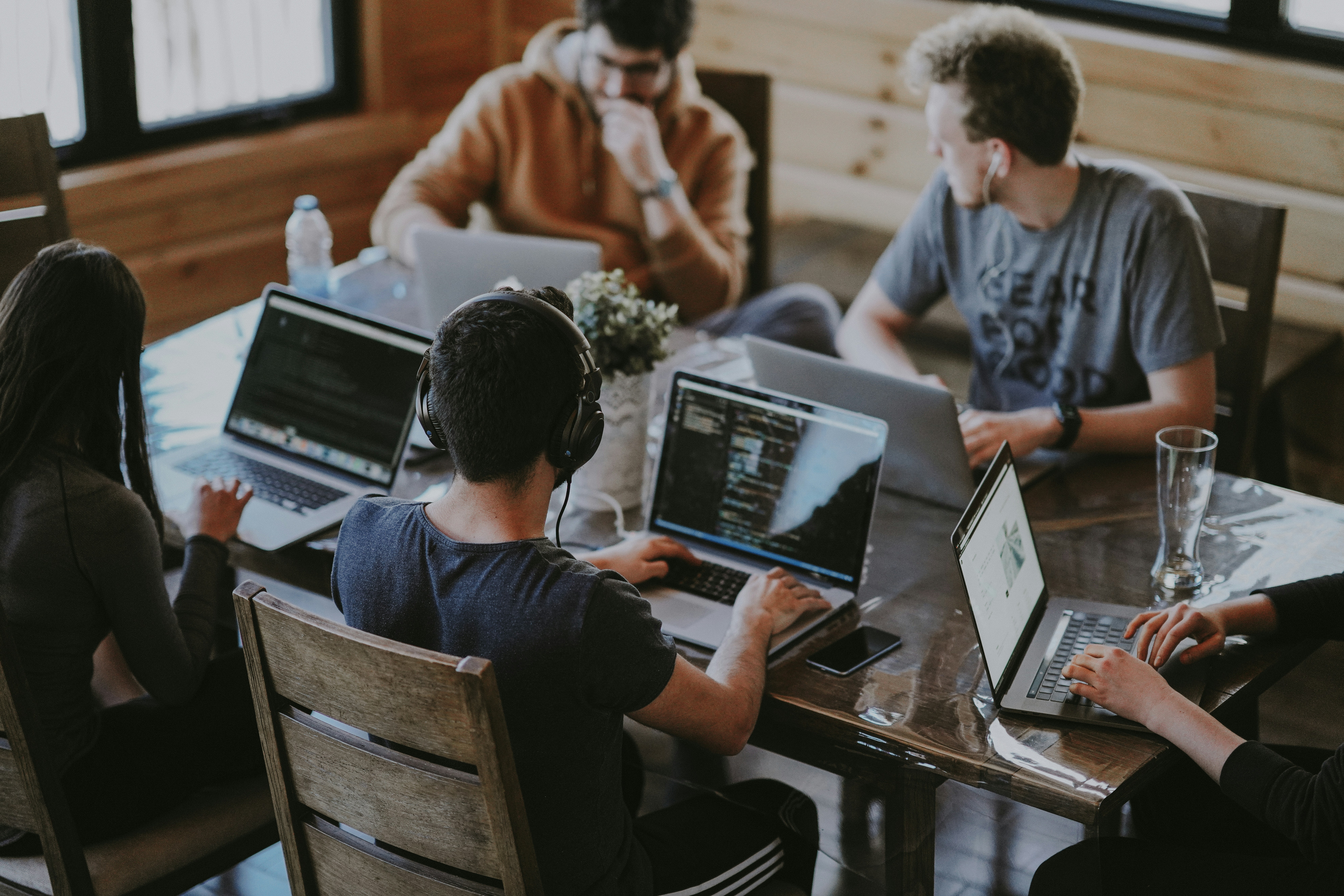 7 Questions to Ask a Software Development Company Before Signing a Contract